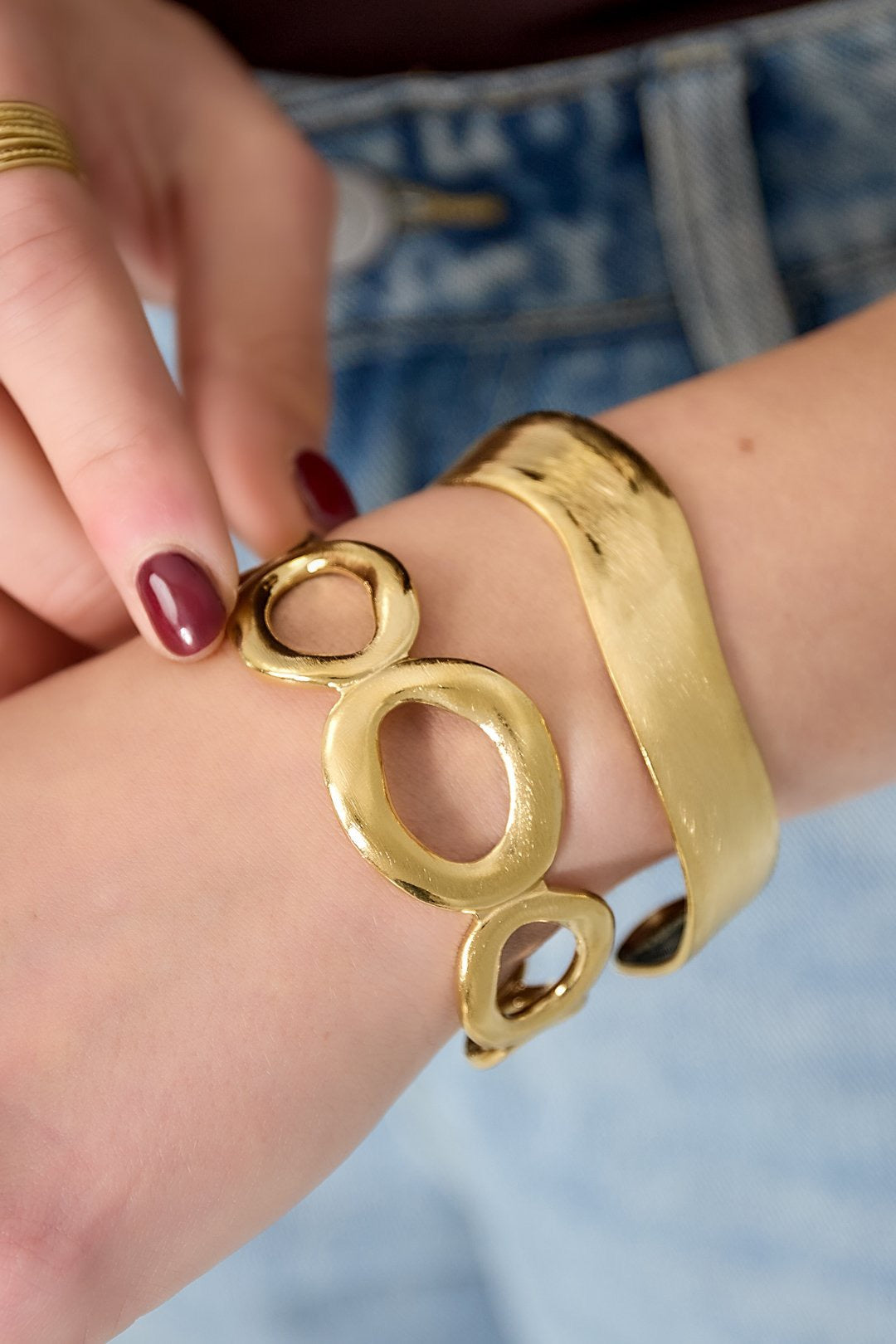 Chunky oval bangle