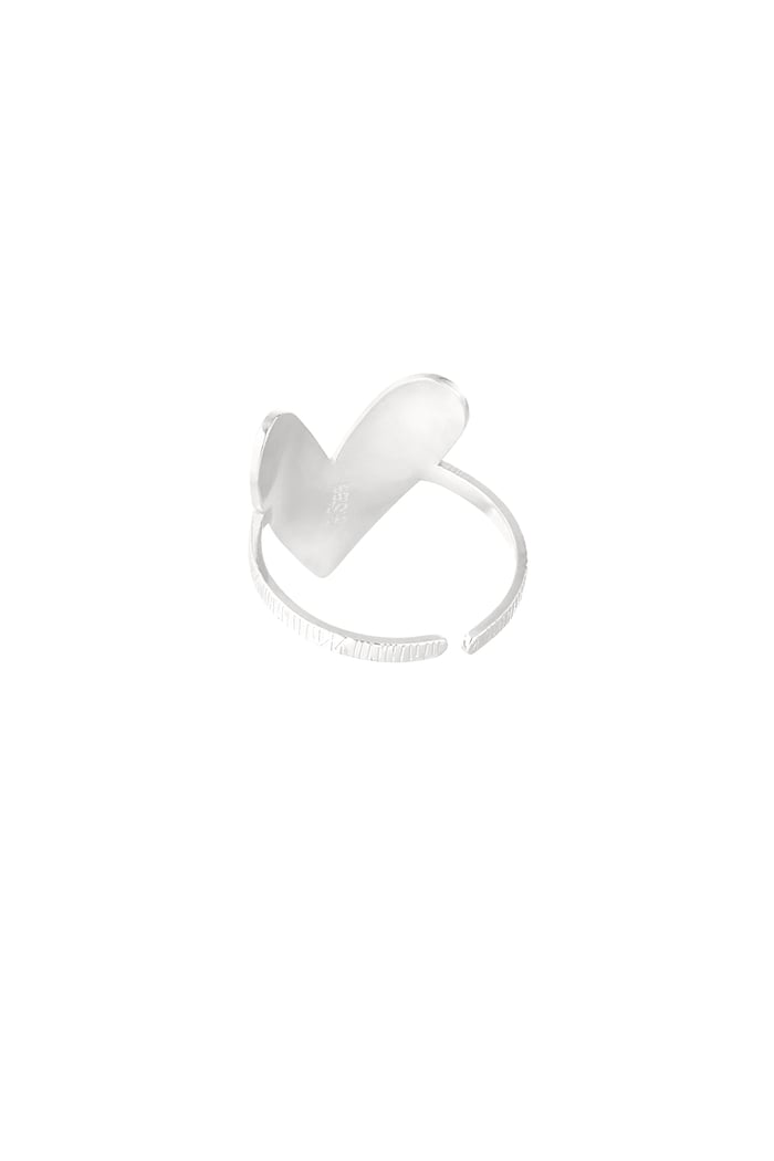 Heart ring