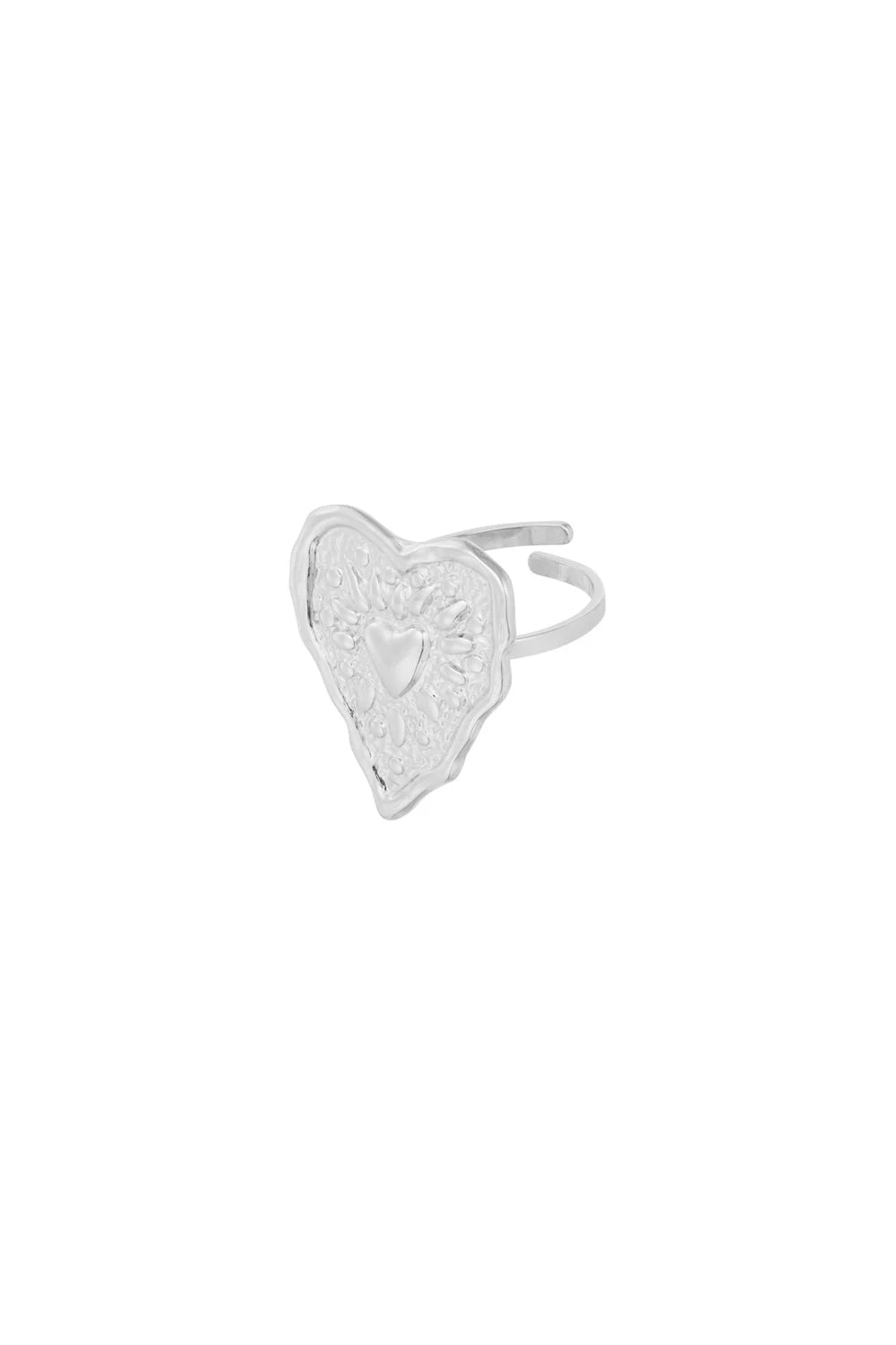 Wrinkle heart ring