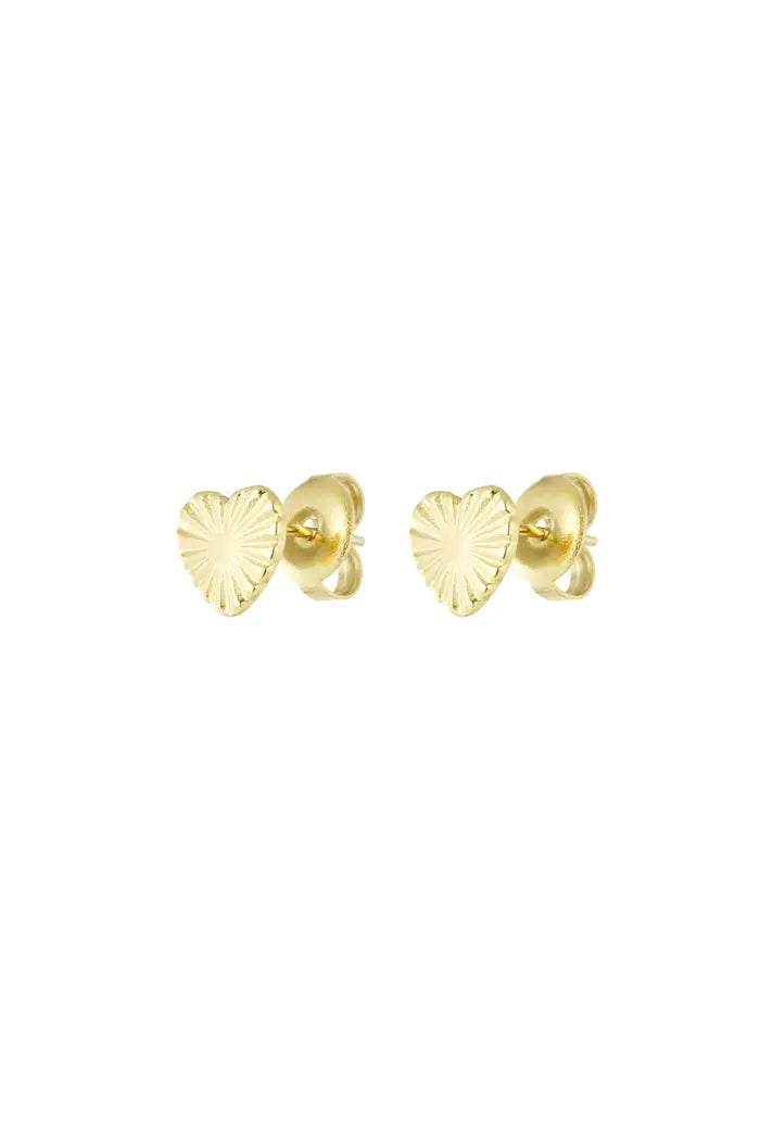 Heart stud