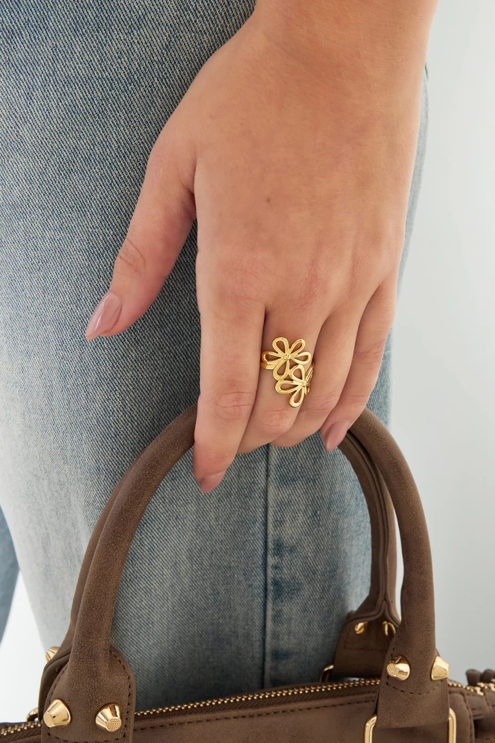 Double flowers ring