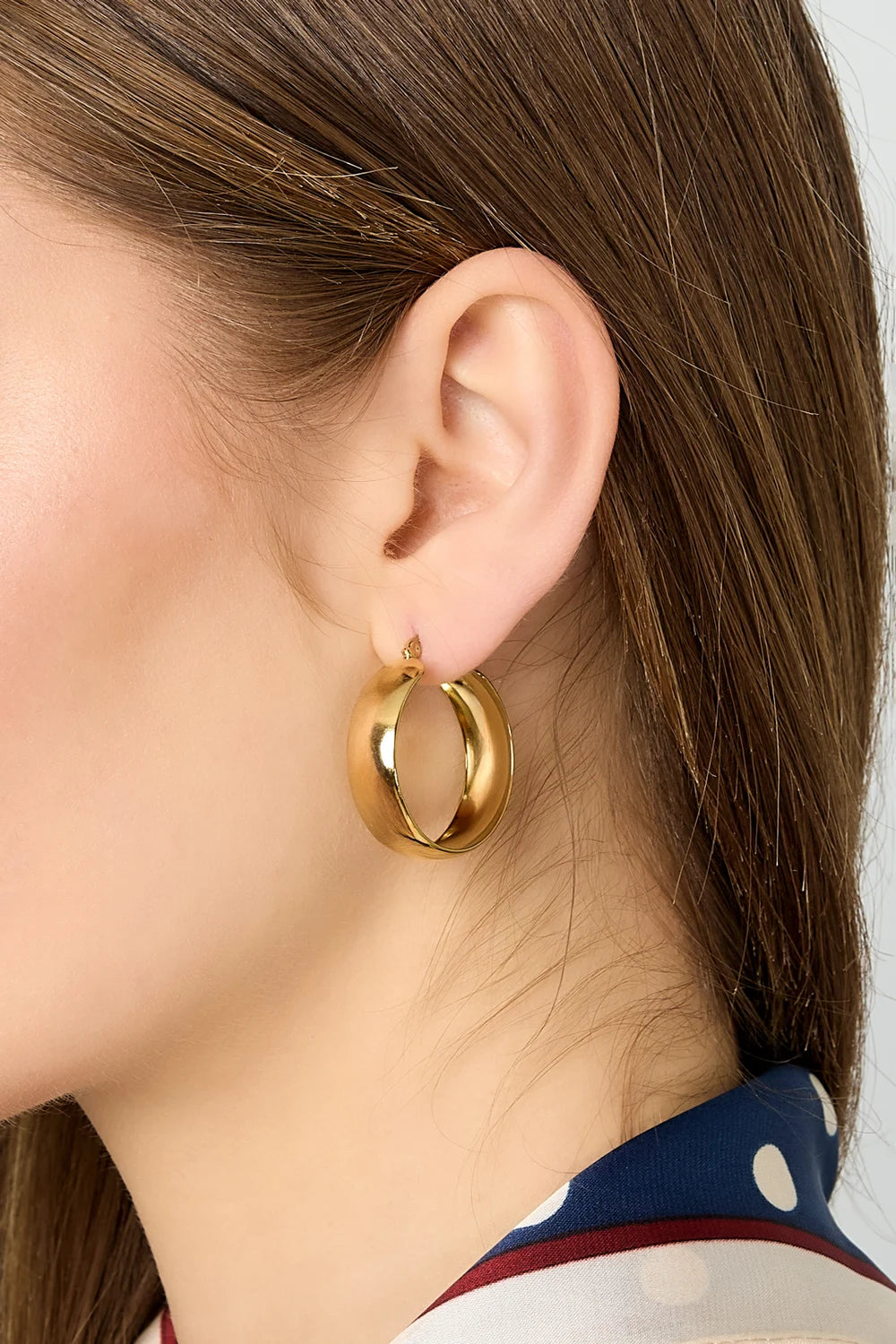 Small thick hoops