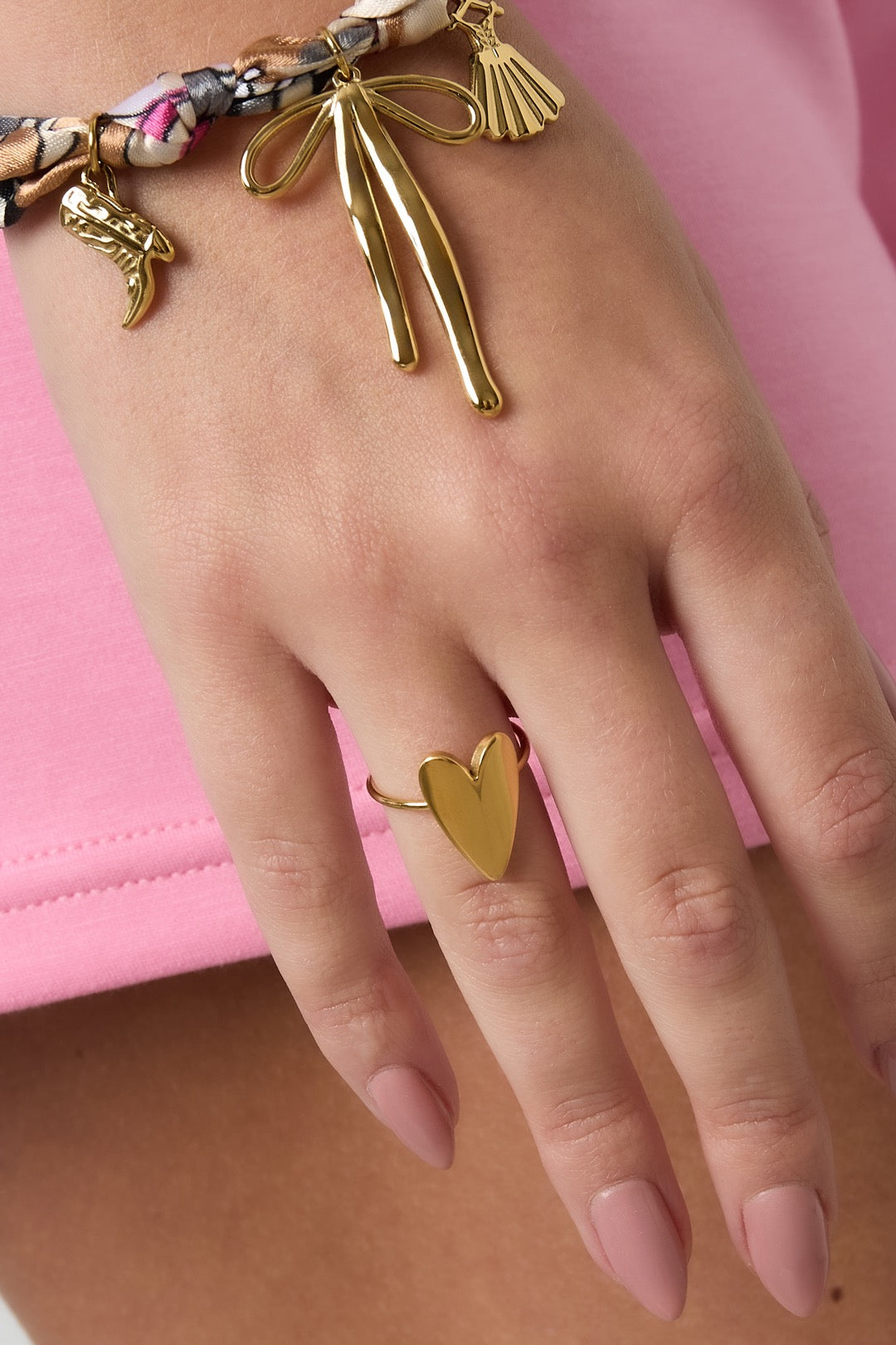 Classy heart ring