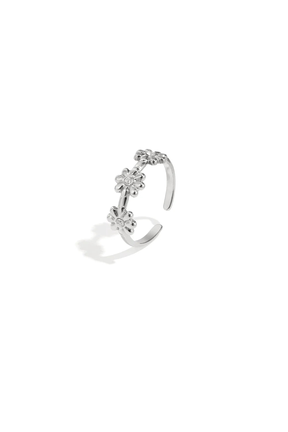Small flowers ring