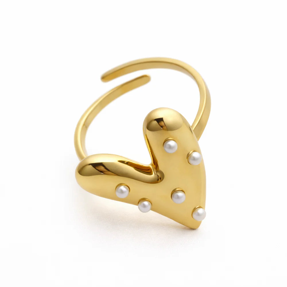 Small pearly hearts ring