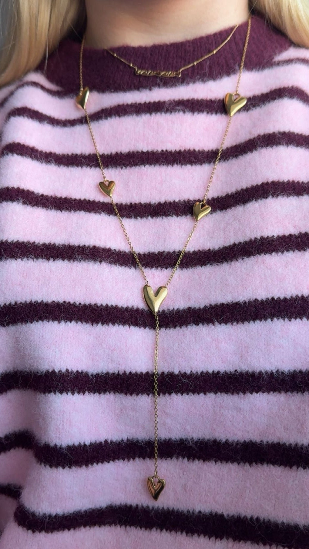 Hartjes Y lange ketting