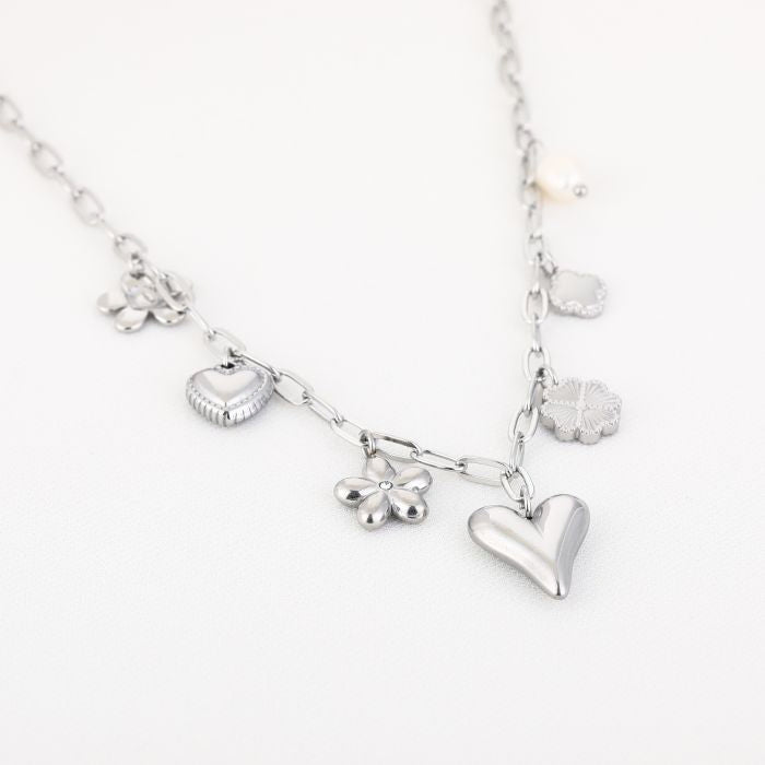 Bedelketting charms