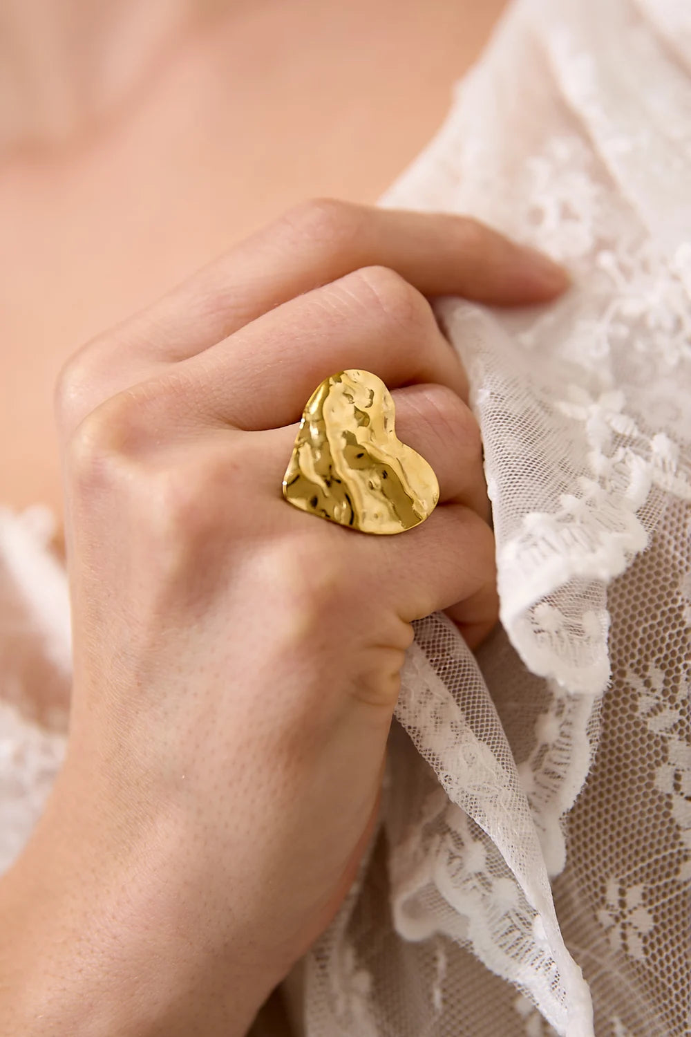 Chunky hearts ring