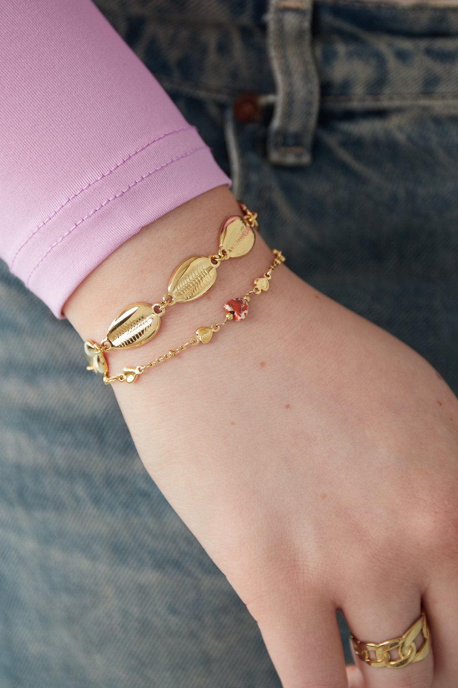 Golden shells armband