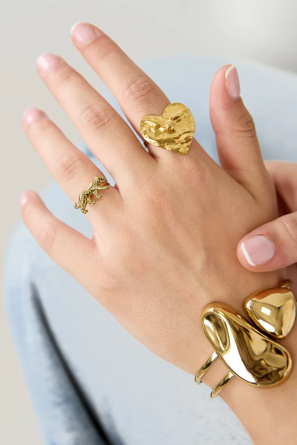 Panthera ring